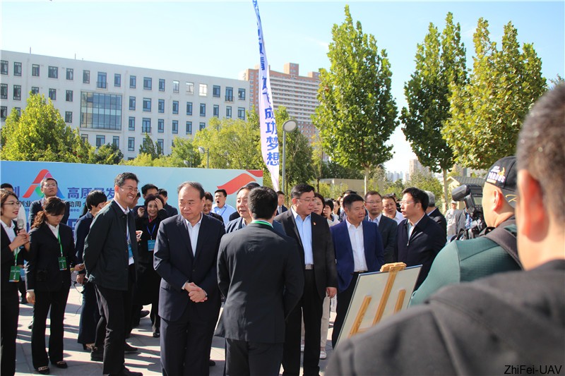 河北智飛極農(nóng)無人機科技|一鳶科技|行業(yè)定制無人機 河北智飛極農(nóng)無人機科技|一鳶科技|行業(yè)定制無人機