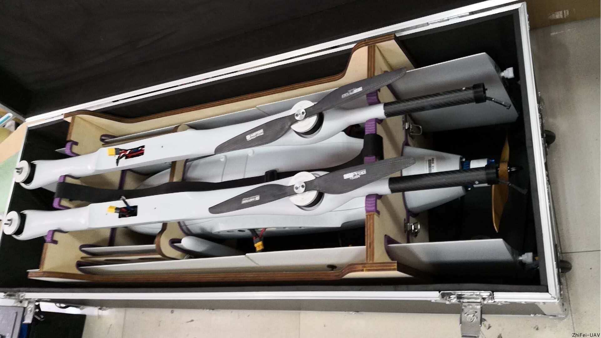 河北智飛極農(nóng)無人機(jī)科技|一鳶科技|行業(yè)定制無人機(jī) 河北智飛極農(nóng)無人機(jī)科技|一鳶科技|行業(yè)定制無人機(jī)